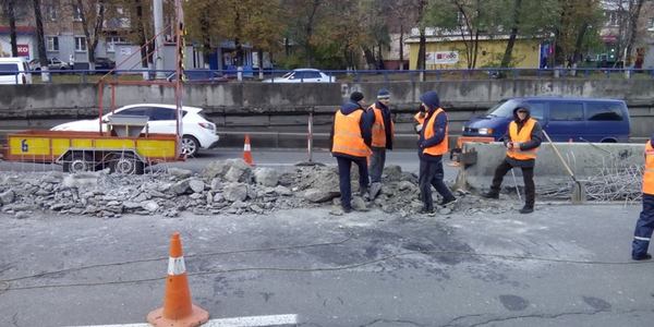 На вулиці Олени Теліги оновлюють «Нью-Джерсі»