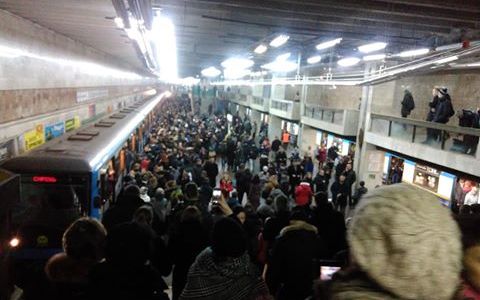 На "Золотих воротах" чоловік хотів вкоротити собі віку