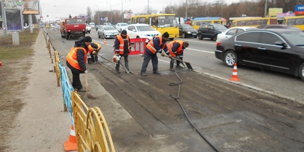 До кінця року Київавтодор відремонтує 84 дороги