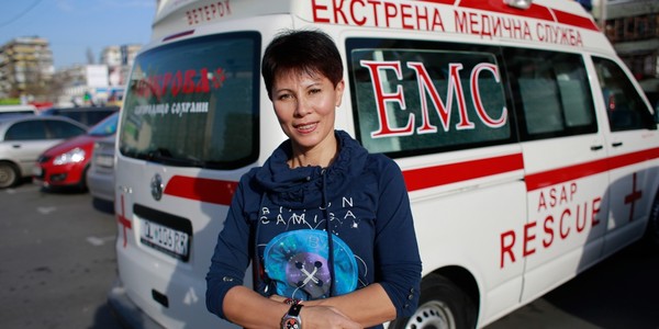 Волонтерка-водій "військового таксі" зібрала у Києві 33 тисячі гривень