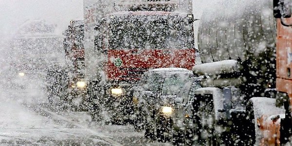 Під Києвом між дальнобійниками та поліцією виникали сутички
