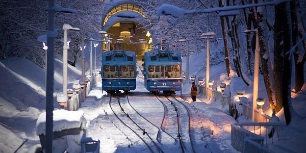 В новорічну ніч фунікулер працюватиме на повну потужність