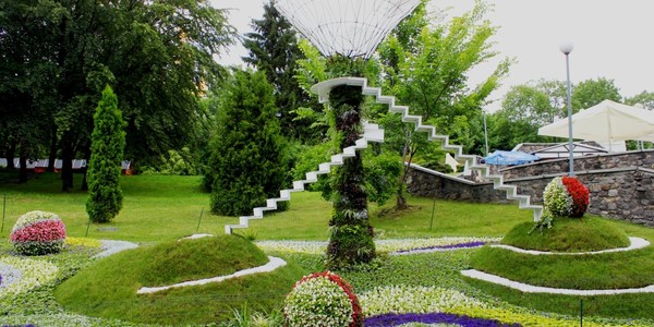 У метро покажуть зелений Київ у всій красі