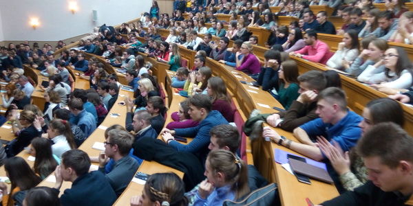 Студенти бунтують проти керівництва університету Шевченка [фото, відео]