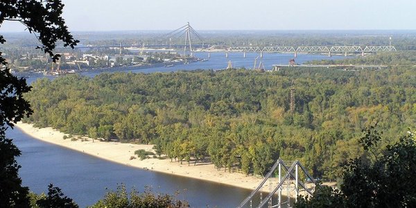 Два знакових для столиці місця перетворять на сучасні зони відпочинку