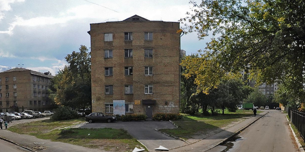 Мешканці «вбитого» гуртожитку воюють за приватизацію кімнат