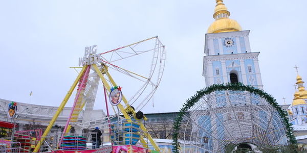 На Михайлівській площі встановлять 16-метрове оглядове колесо