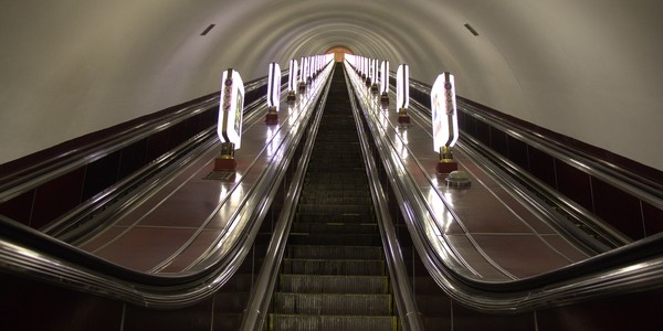 На столичній станції метро не працює ескалатор