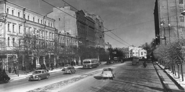 В мережі з’явилися фото зими Києва 50-х років