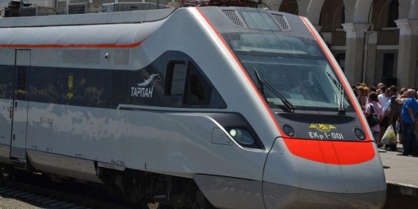 Між Києвом і Перемишлем може курсувати крюківський електропоїзд