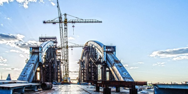 Столичній владі пропонують завершити будівництво Подільсько-Воскресенського мосту власним коштом?