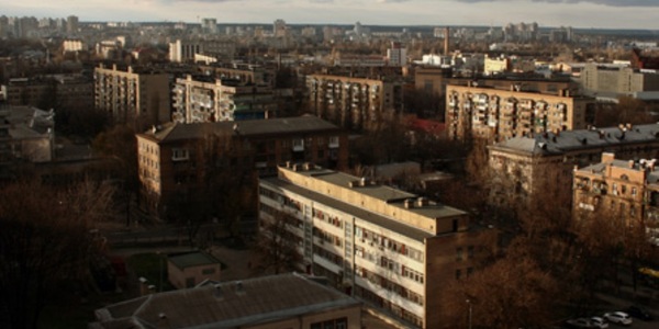 На Куренівці ряд будинків залишився без води