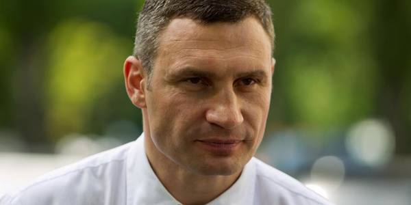 Кличко пояснив, що столична влада не буде перевіряти прописку киян