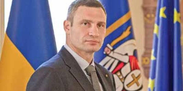 Кожен з нас – чарівник: Кличко привітав киян зі святами