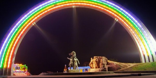 В столиці з’явиться пішохідний міст та канатна дорога