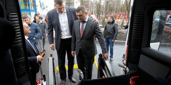 Соціальне таксі запустили у столиці