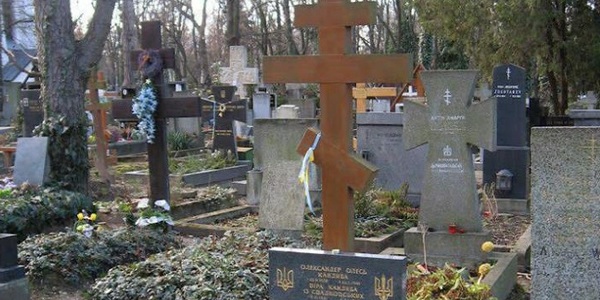 Гройсман пообіцяв створити пантеон героїв