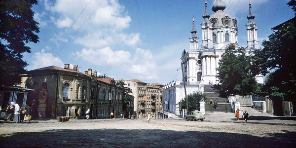 Унікальна колекція старовинних кольорових фото Києва