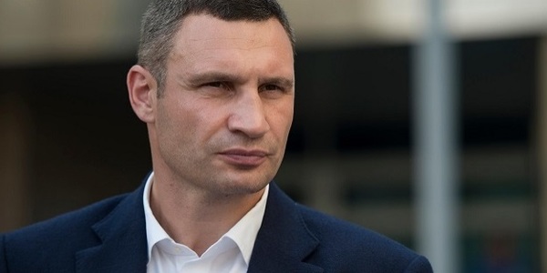 Кличко вночі перевірив прибирання столичних доріг