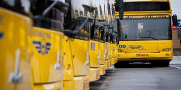 У ніч із 12 на 13 січня графік роботи тролейбуса на Троєщину буде змінено