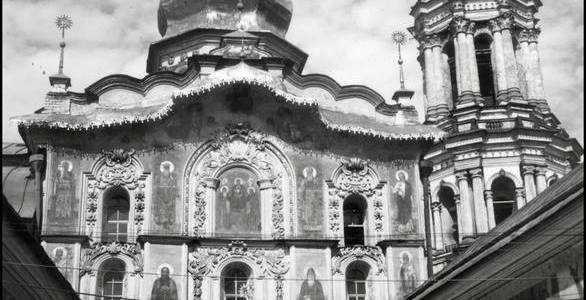 В мережі з’явилася унікальна добірка фотографій Києво-Печерської лаври