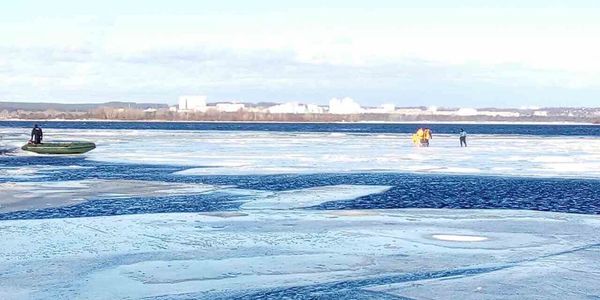 30 рибалок врятовано з крижаного полону