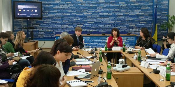 Міська влада шукає найкоротший "вихід" на громаду