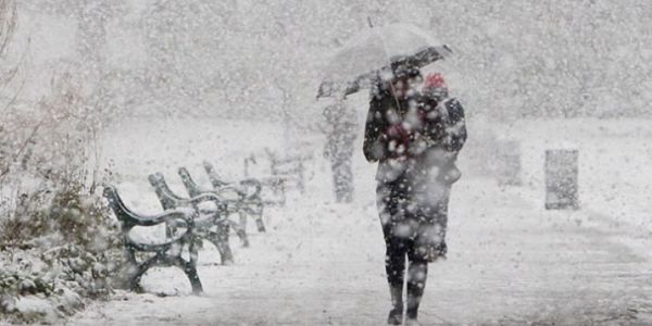 На Київ йдуть сильні снігопади