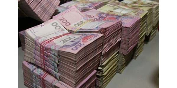 Мешканця столиці пограбували на 3 мільйони гривень