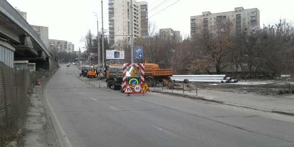 За вихідні дорожники відновили асфальтобетон на площі близько 3500 кв. м