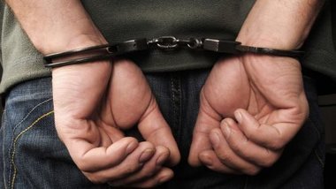 У столиці чоловік зґвалтував 18-річну дівчину