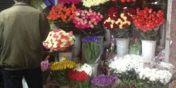 Неповнолітнього, який пограбував продавців квітів, взяв на поруки радник міністра