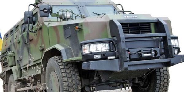 У Києві відродили броньованих «Козаків»