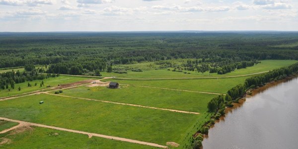 Вартість земельних ділянок під Києвом продовжує зменшуватись
