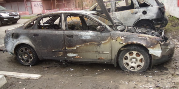 Минулої доби у Києві згоріло два авто