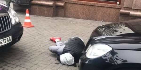Вбивця екс-депутата помер у лікарні