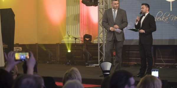 Кличко привітав з Днем театру