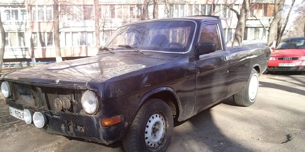 У столиці помітили гібрид радянської "Волги"