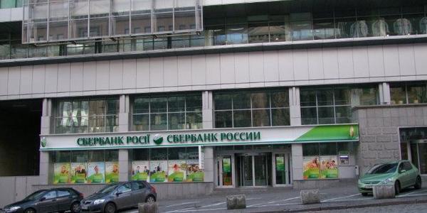 На Борщагівці машина штурмувала підземний перехід
