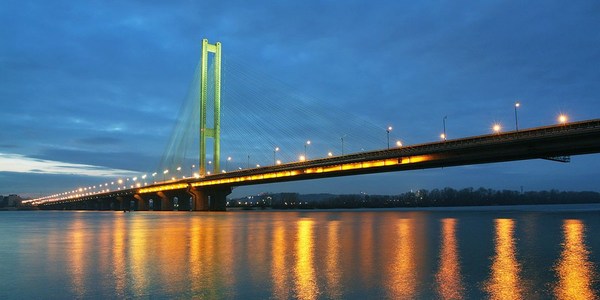 Московський міст перекриють