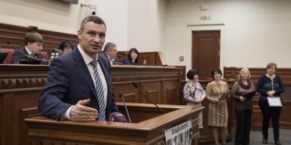 Кличко і сам побіжить, і депутатів припрошує