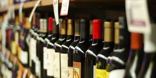 Нічний продаж алкоголю дозволено – рішення Господарського суду Києва