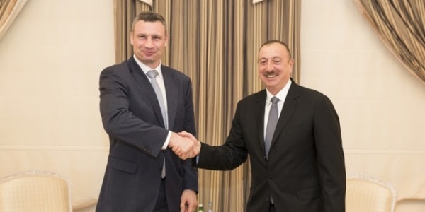 Кличко в Баку зустрівся з президентом Азербайджану