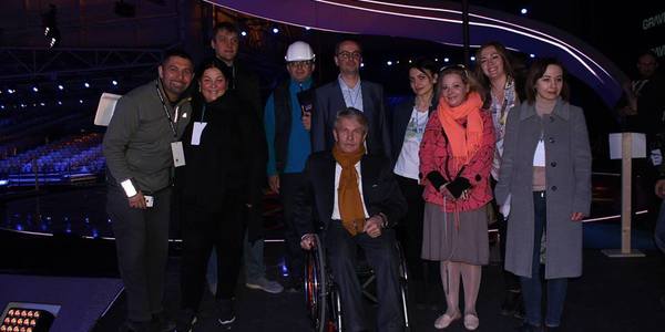  Головна сцена Євробачення доступна для людей з інвалідністю [відео]