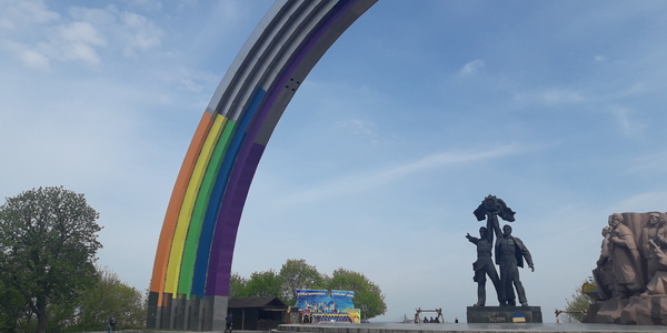 Столичну Арку дружби народів перетворять на арт-об’єкт