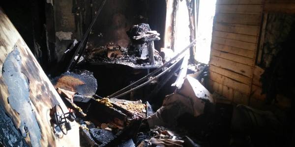 Вогнеборці ліквідували пожежу та врятували чоловіка