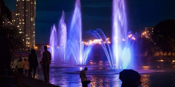 Із 1-го травня в столиці запрацюють центральні фонтани та фонтанний комплекс на Русанівському каналі