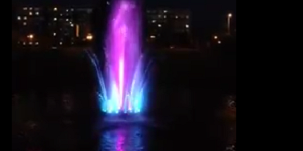 У столиці запрацювали Русанівські фонтани [відео]