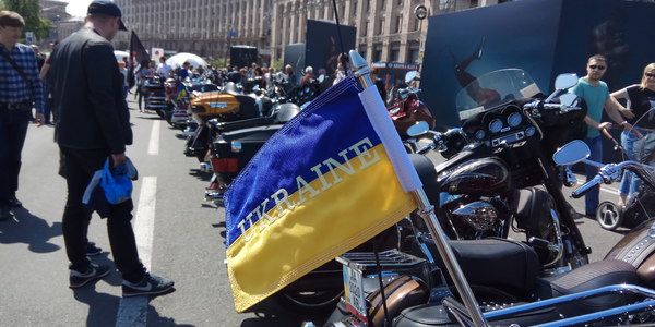 У Києві пройшов гучний байкерський мотопарад за свободу [фото, відео]