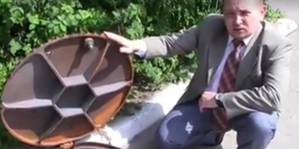 У Києві встановили «протизлодійські» люки [відео]